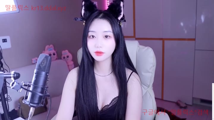 한국야동, BJ,방송_고의적인지 아닌지 방송중 노출하는 여캠들 2